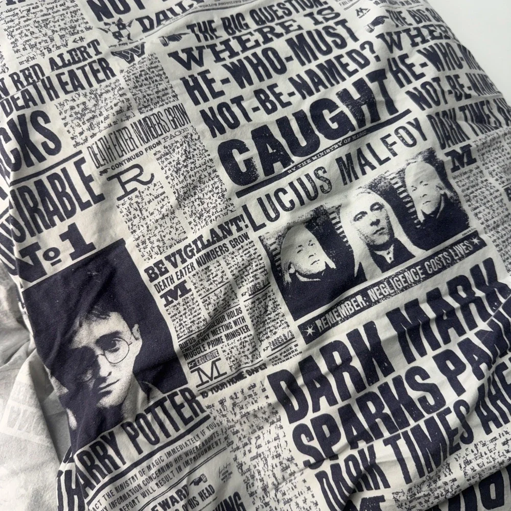 Pottery Barn Teen Harry Potter Daily Prophet TWIN XL FITTED  Sheet Cotton